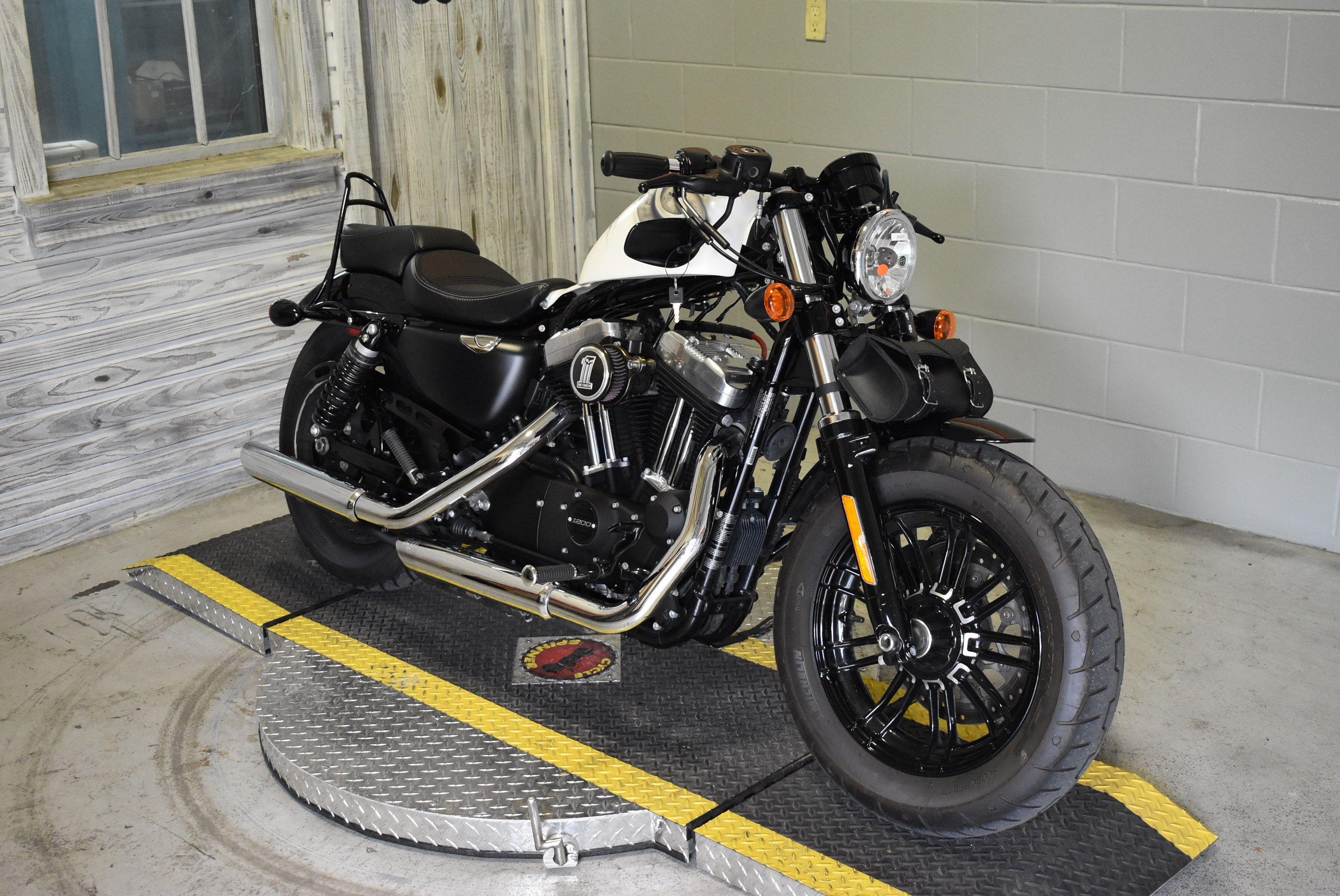 Pre-Owned 2017 Harley-Davidson Sportster Forty-Eight XL1200X