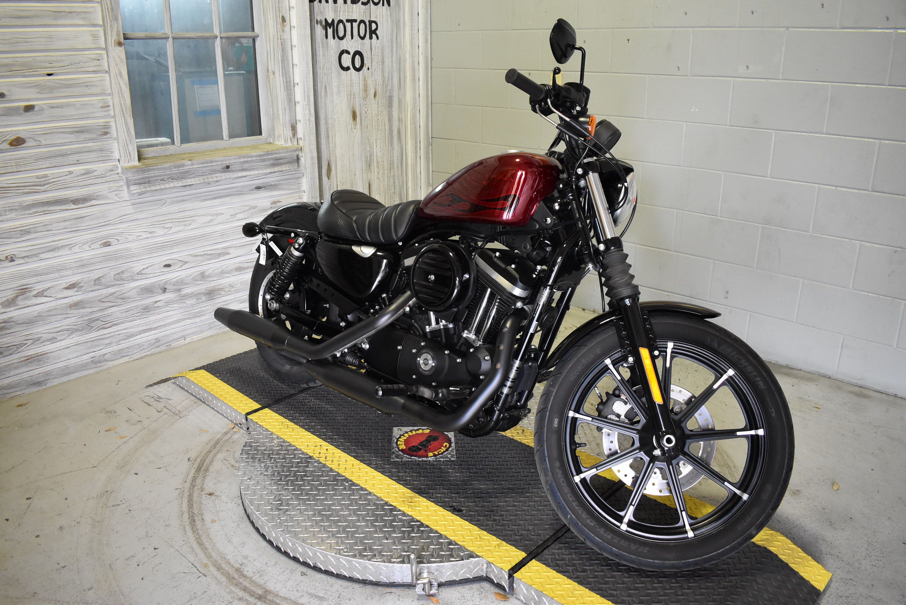 2017 iron 883 value